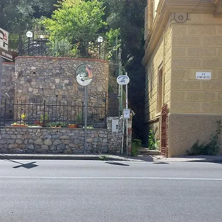 Con Posteggio Privato *