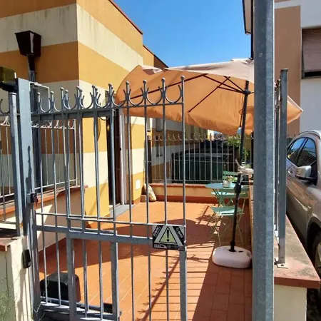 Con Posteggio Privato Dom wakacyjny